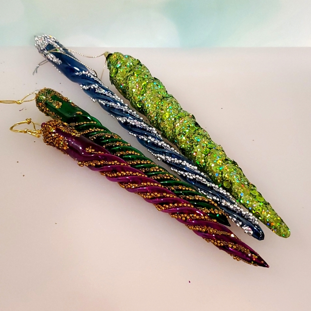 Set of 4 icicle Christmas ornaments Beaded Sequins Iridescent Sparkle